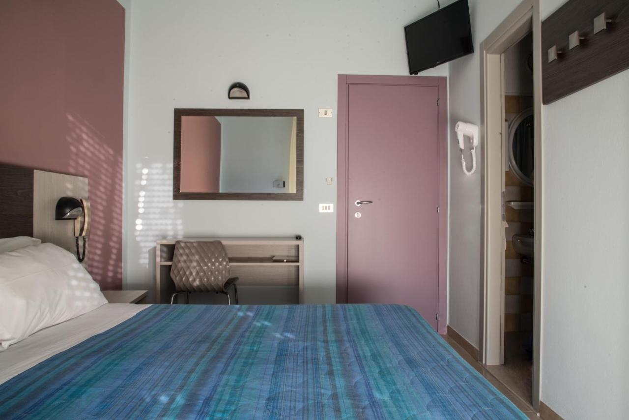 Hotel Mirage Bellaria-Igea Marina Exterior foto